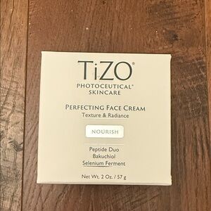 TiZO Photocutical Skincare Perfecting Face Cream